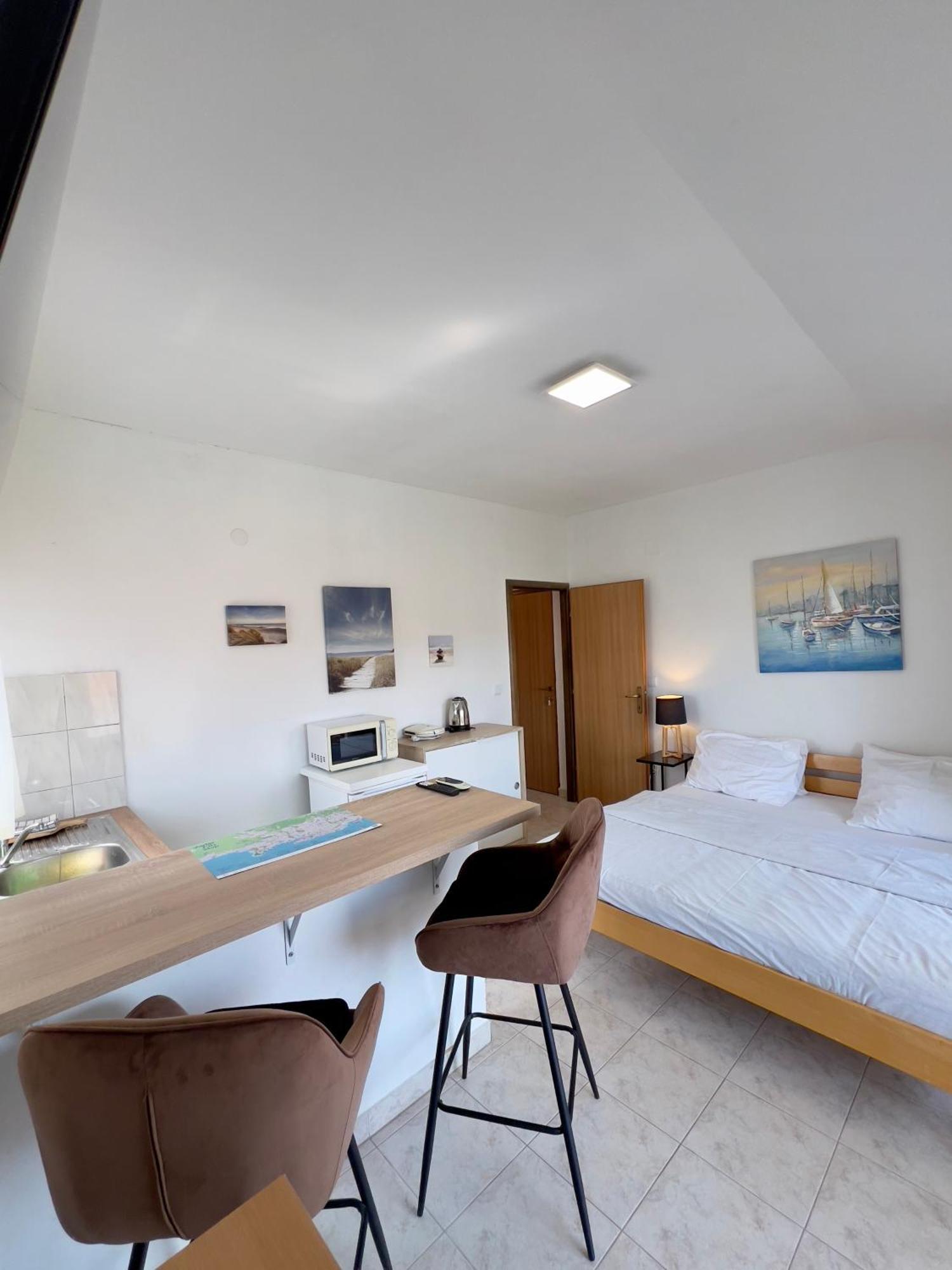 Rooms & Apartments Hegic Zadar Exteriör bild